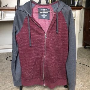 Men’s hoodie with pockets